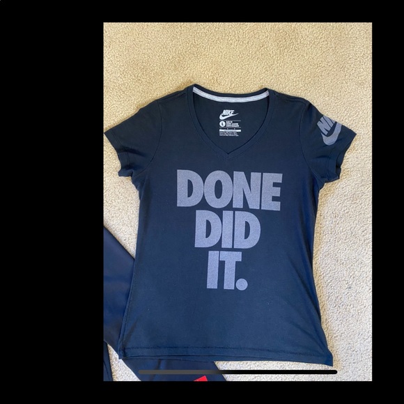 Nike Set - Picture 5 of 9